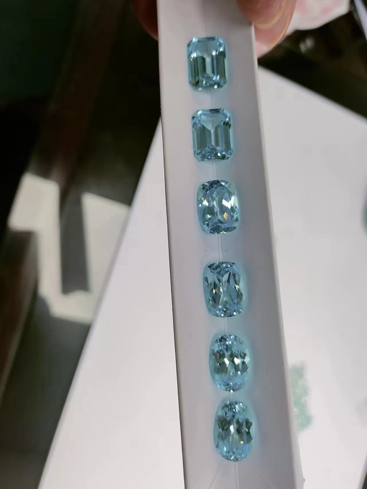 Tiffany blue sky blue synthetic raw sapphire gemstone 2024  powerful trend luxury